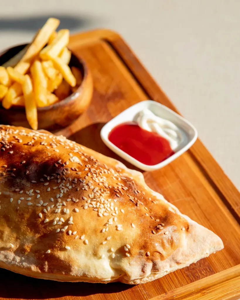 Classic Calzone